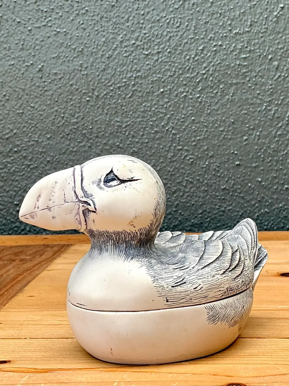 Vintage Hand Painted Puffin Ring Box - Top view
