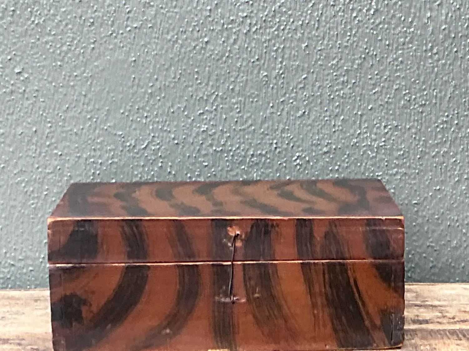 Vintage Hand Painted Tiger Stripe Primitive Box - Detail view