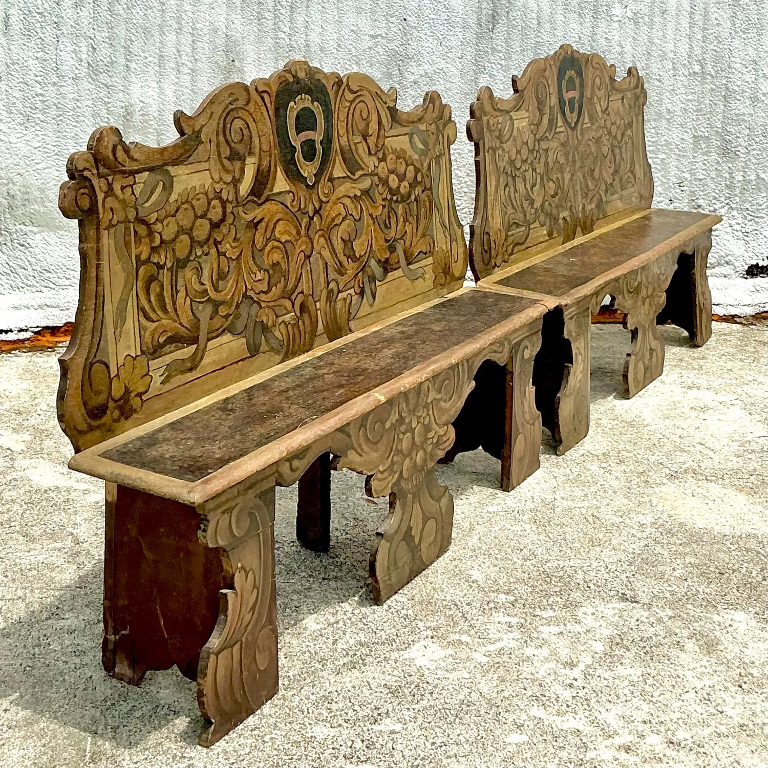 Vintage Italian 19th Century Hand Painted Cassapanca Bench - Top view