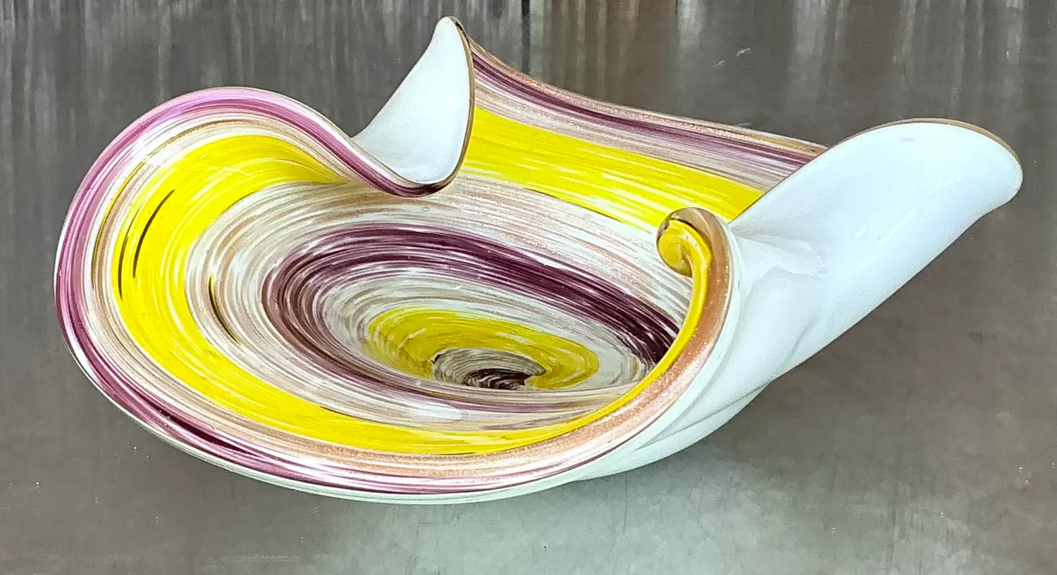 Vintage Italian Art Glass Bowl After Murano - Back view