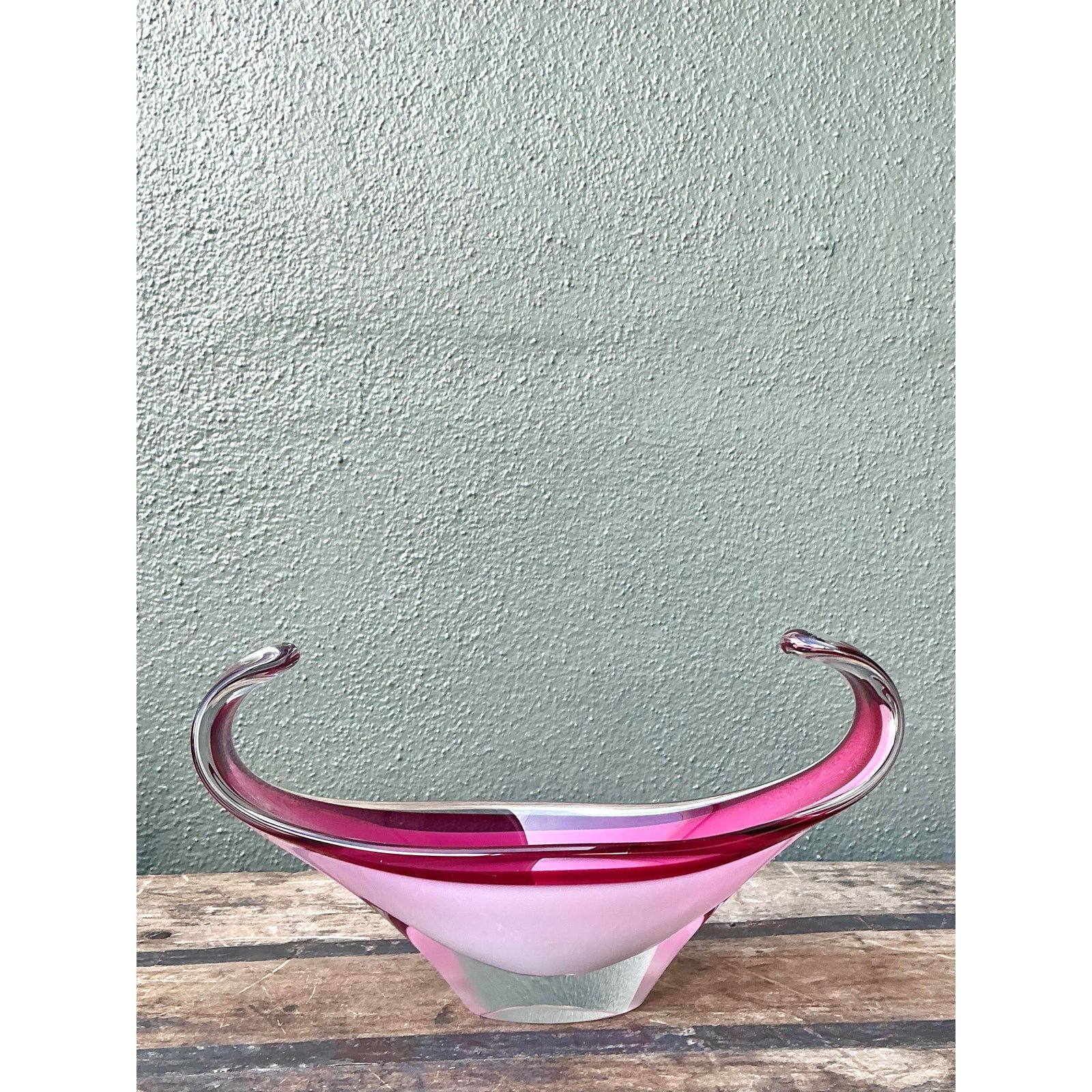 Vintage Italian Art Glass Bowl After Murano - Side view