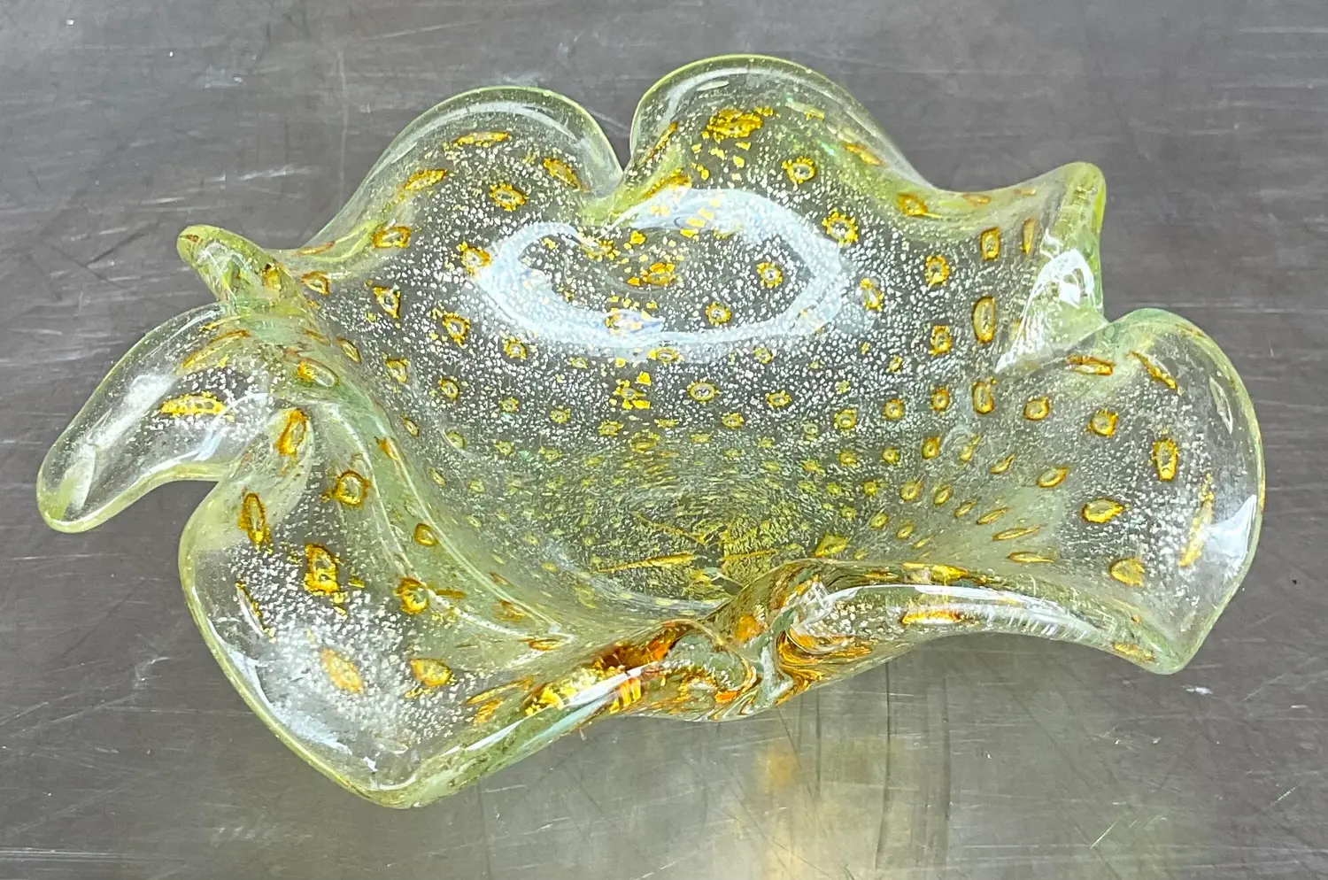 Vintage Italian Art Glass “Bullicante” Bowl - Detail view