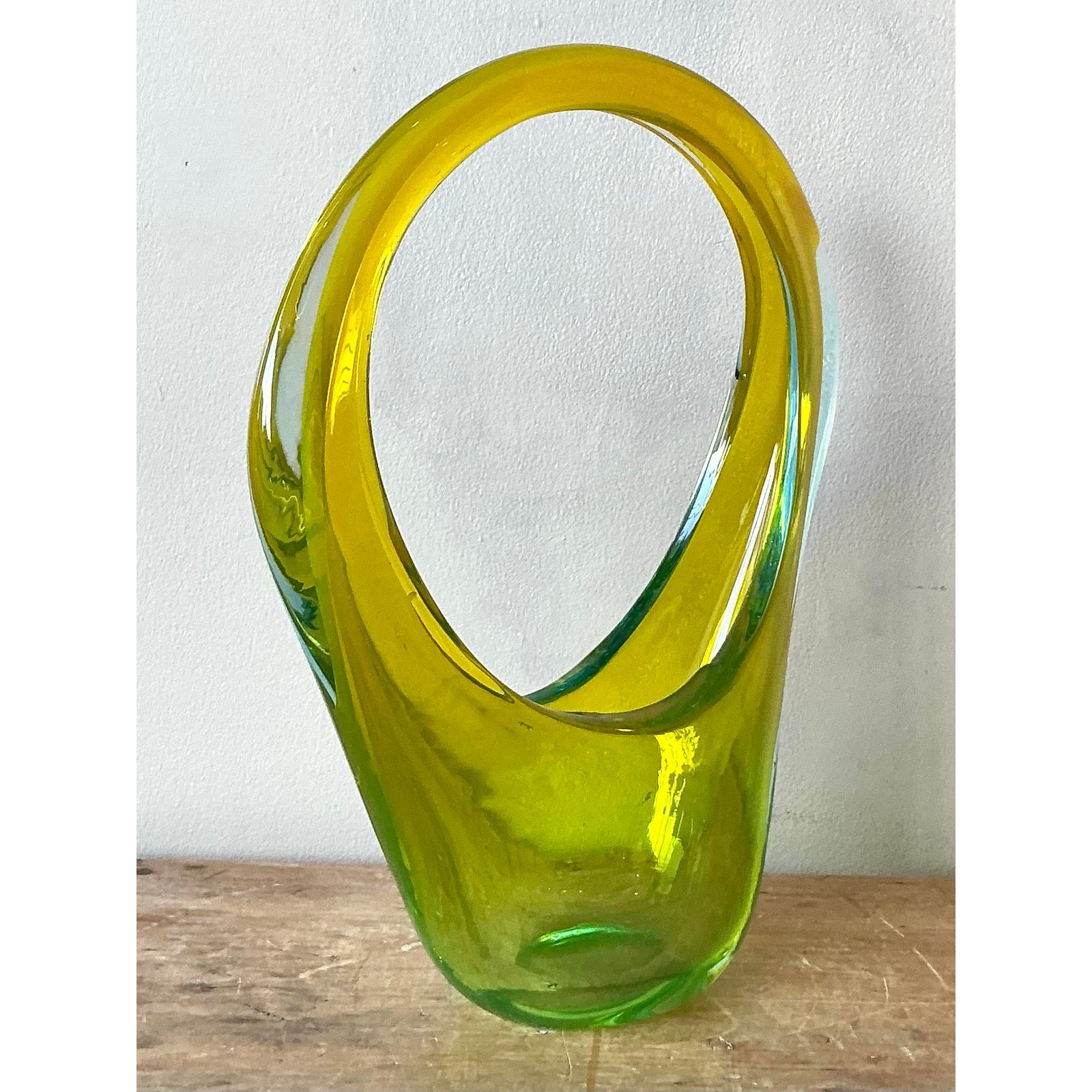 Vintage Italian Art Glass Vase After Murano - Side view