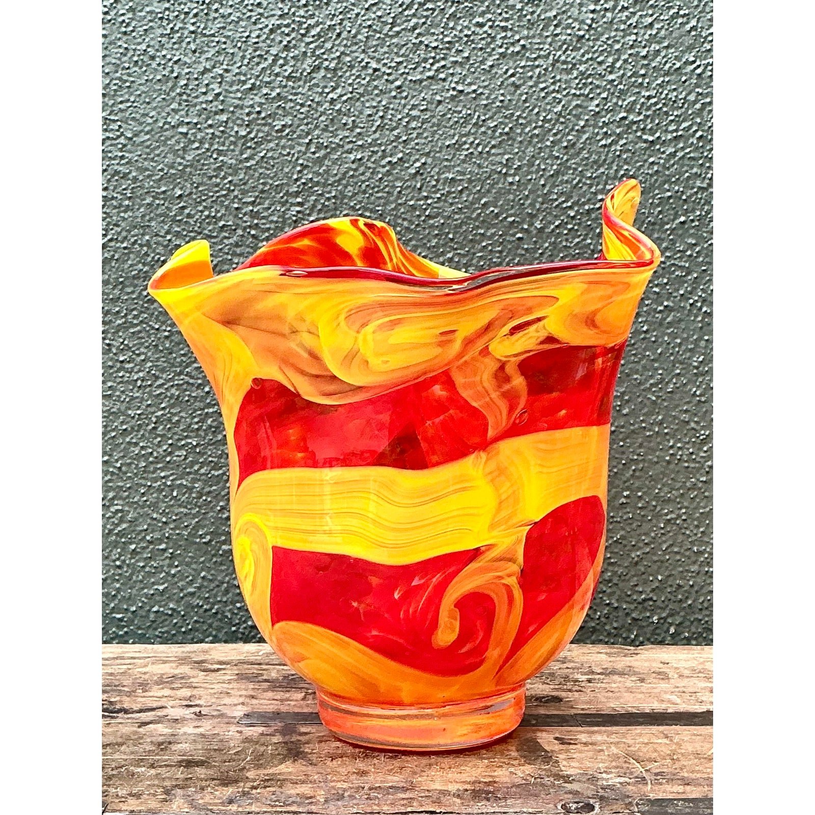 Vintage Italian Art Glass Vase After Murano - Detail view