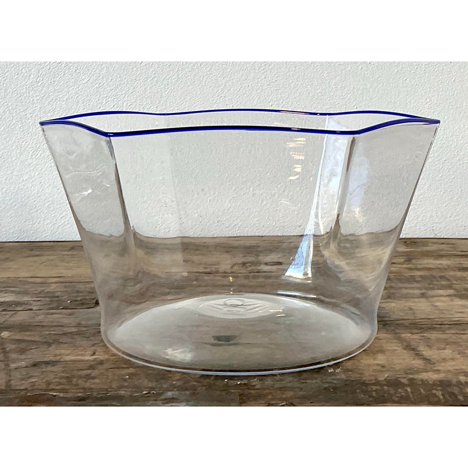 Vintage Italian Carlo Scarpa for Murano Blue Tipped Bowl - Detail view