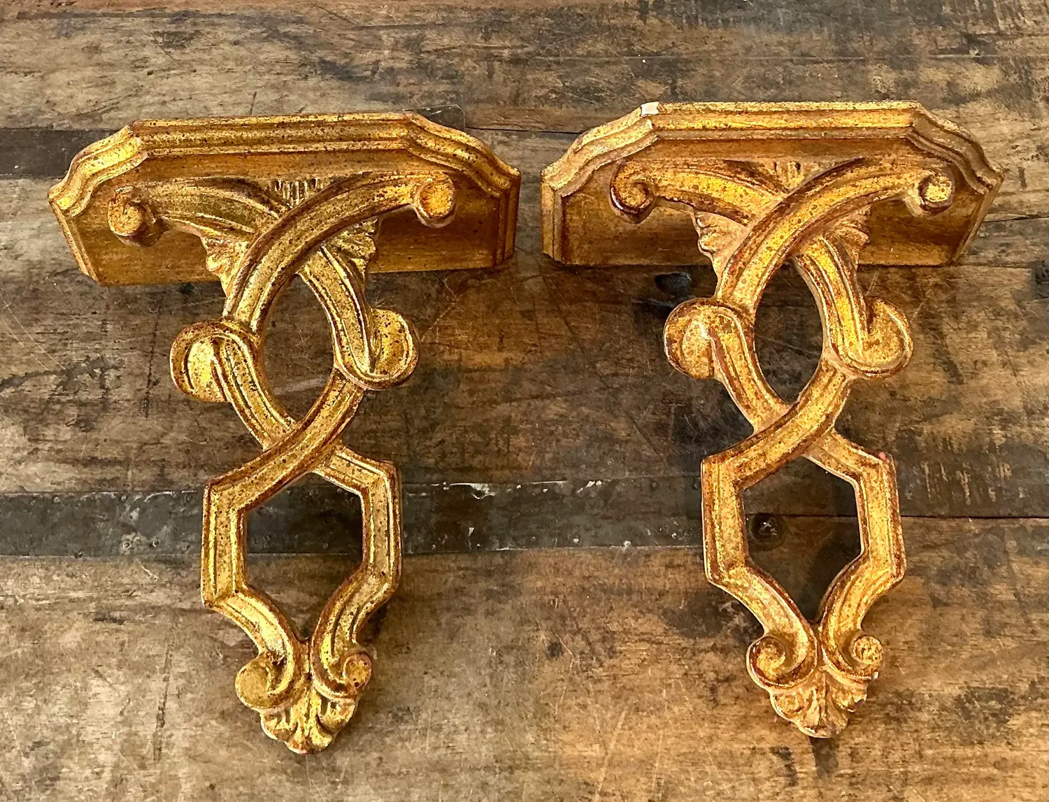 Vintage Italian Gilt Wall Brackets - A Pair - Side view