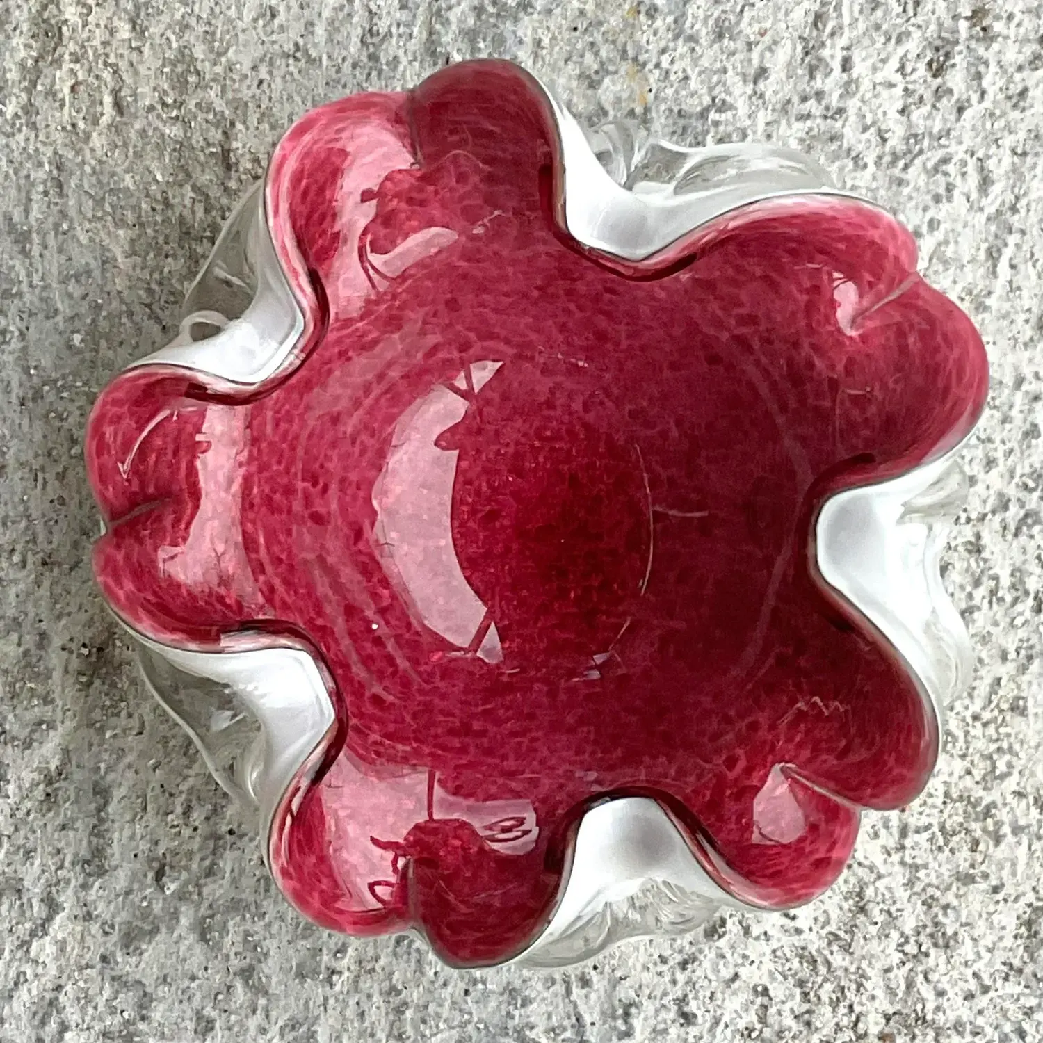 Vintage Italian Glass Bowl After Murano - Detail view