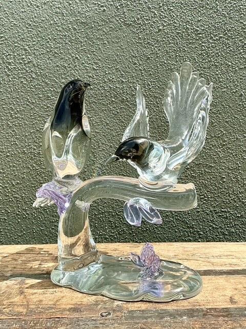 Vintage Italian Glass Lovebirds After Murano - Detail view