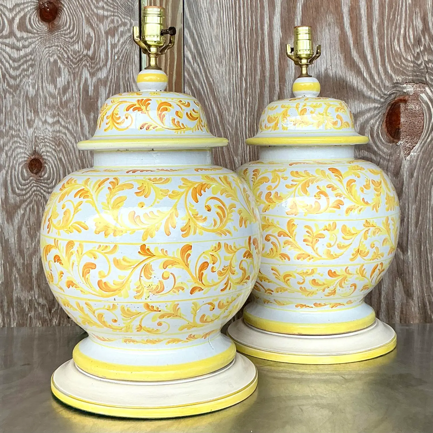 Vintage Italian Hand Painted Ceramic Lamps - a Pair - Detail view