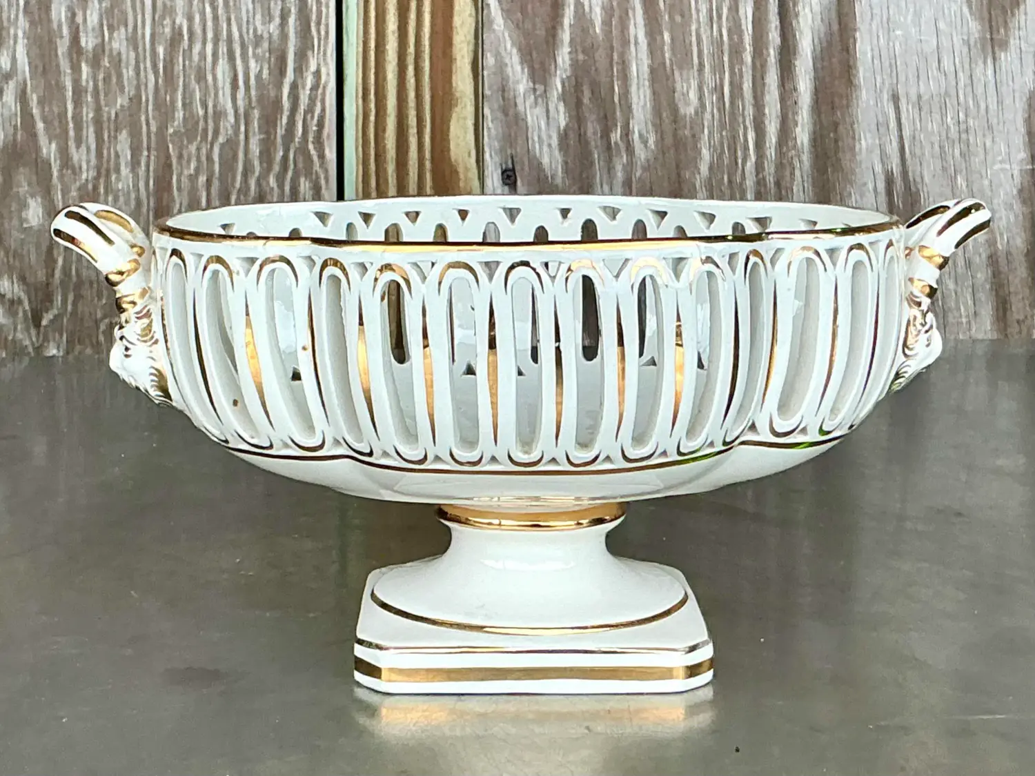 Vintage Italian Impero Crater Urn - Detail view