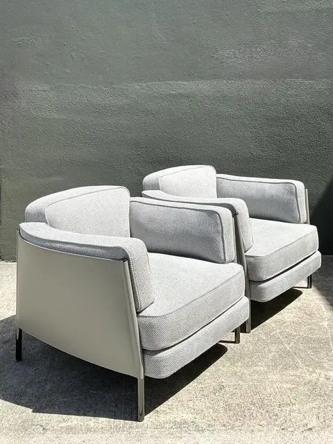 Vintage Italian Minotti Leather Frame “Shelley” Lounge Chairs - A Pair - Side view