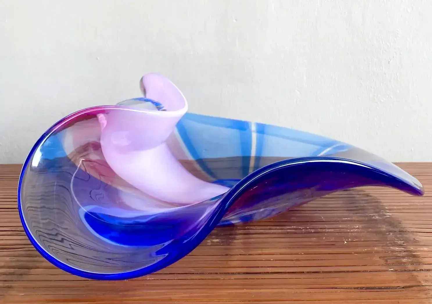 Vintage Italian Monumental Handblown Seguso for Oggetti Glass Bowl - Side view