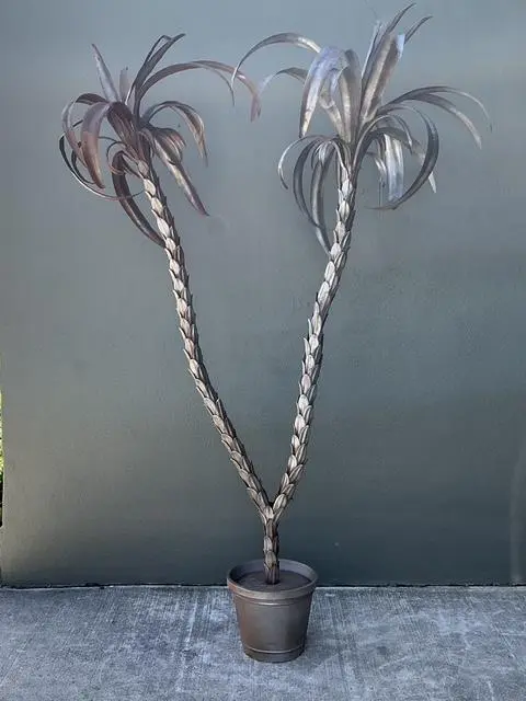 Vintage Italian Silver Tole Palm Tree - Detail view