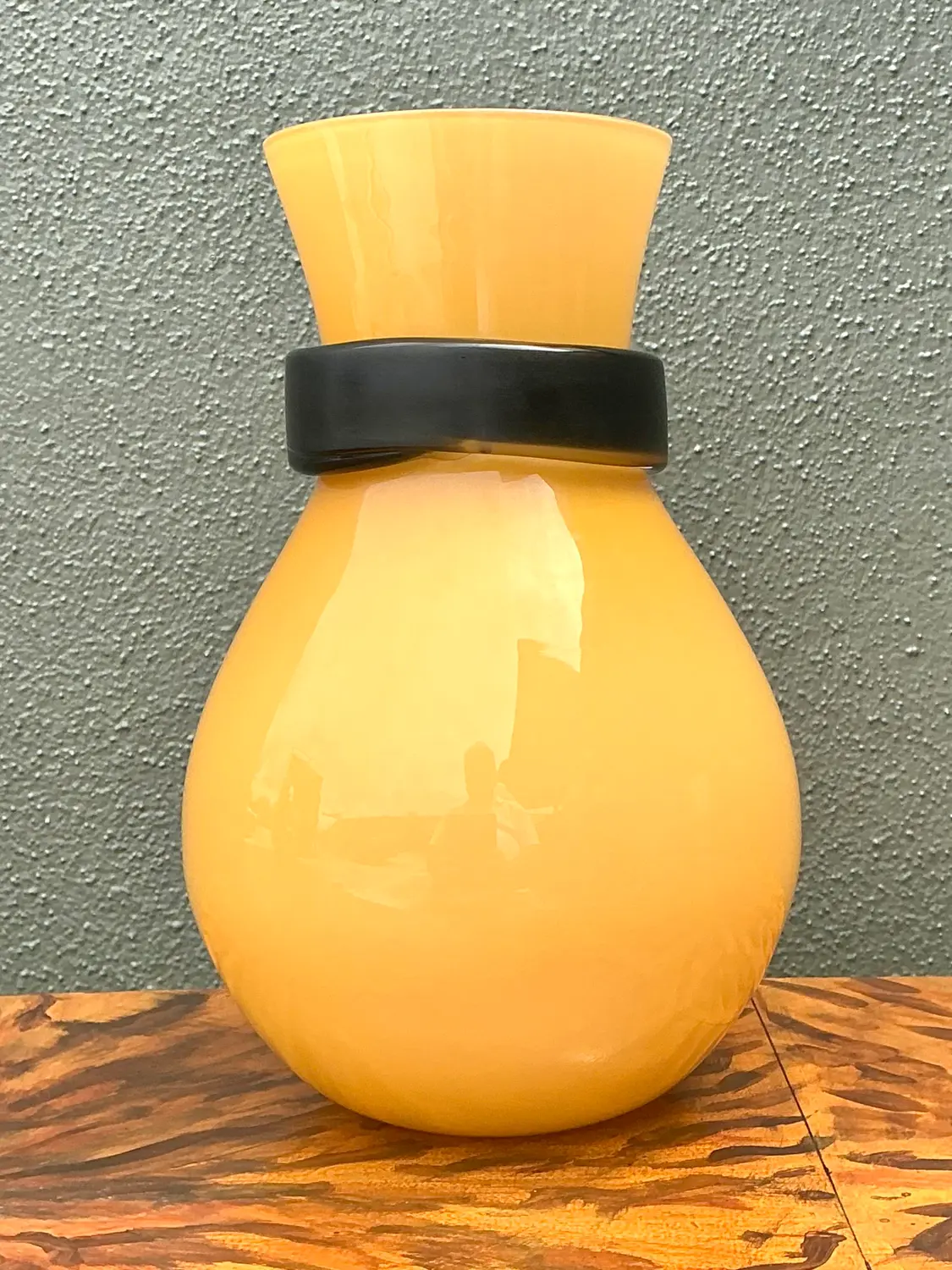 Vintage Italian Simon Moore for Salviati “Fasciati” Vase - Side view