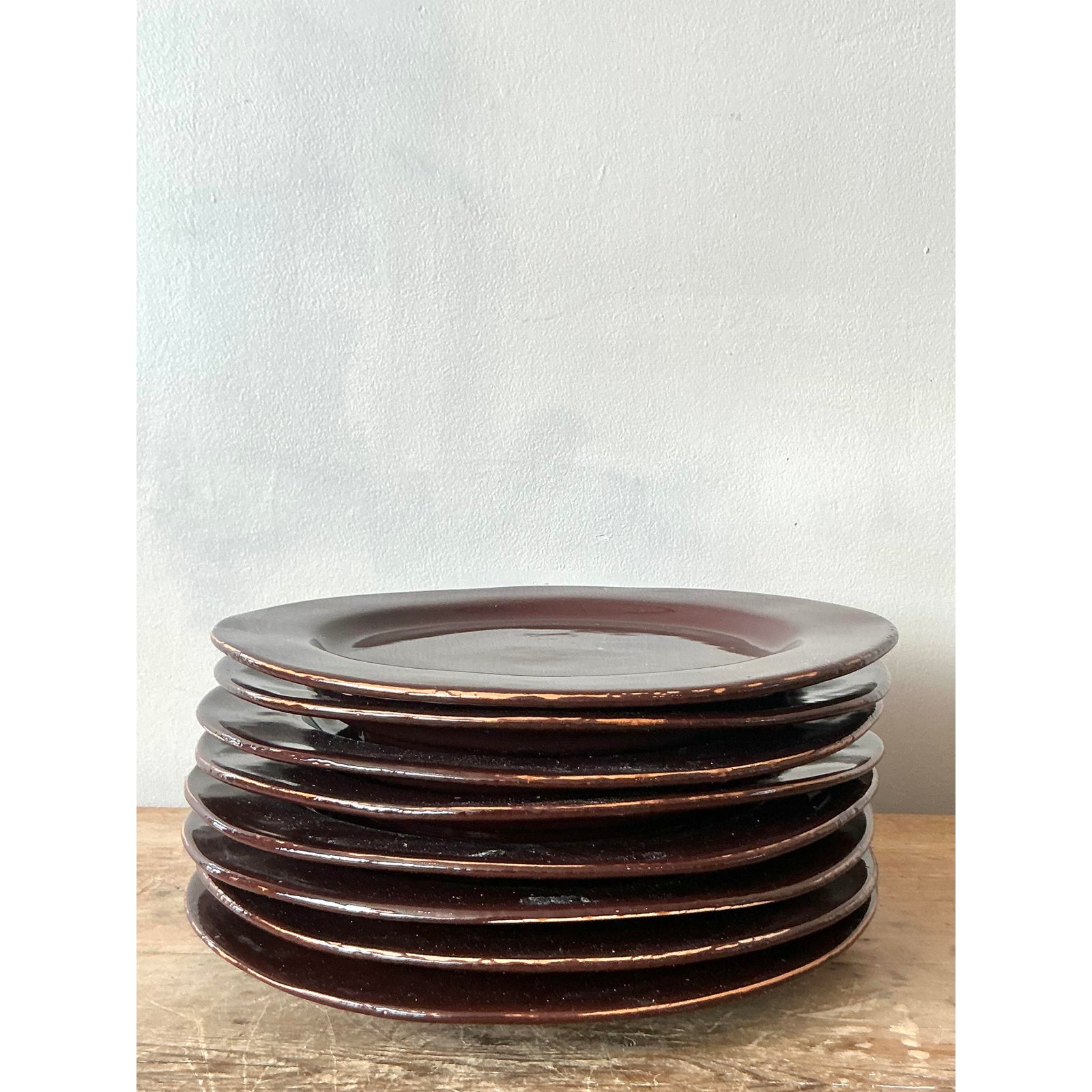 Vintage Italian Vietri Glazed Ceramic Plates - Set of 8 - Detail view
