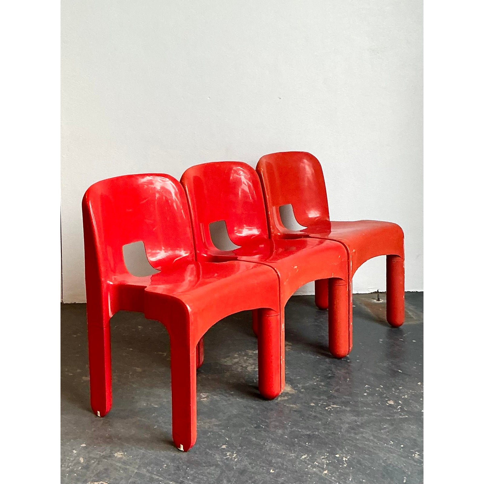 Vintage Joe Colombo Molded Resin Chairs - Set of Three - Detail view