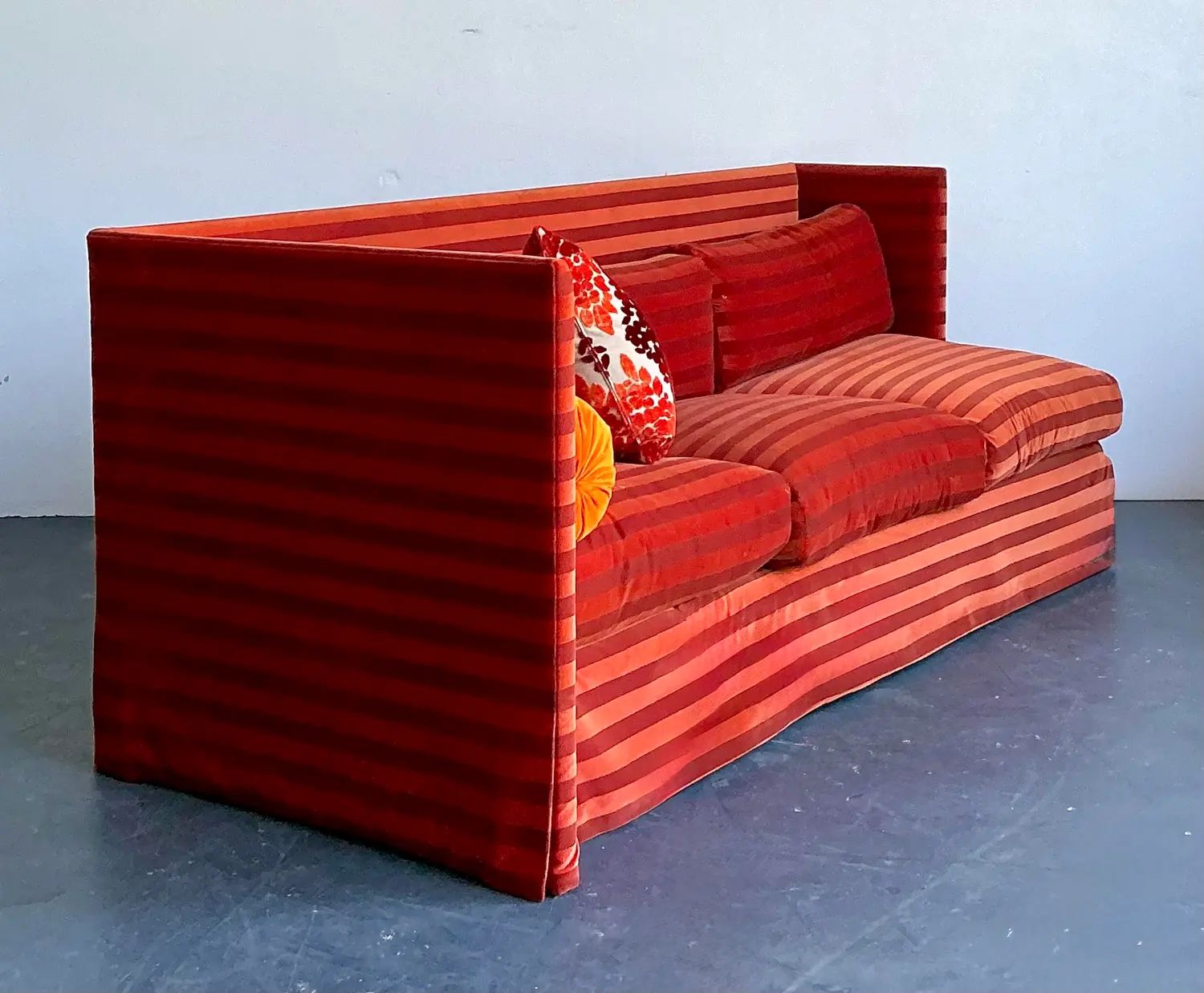 Vintage John Saladino Striped Velvet Sofa - Detail view
