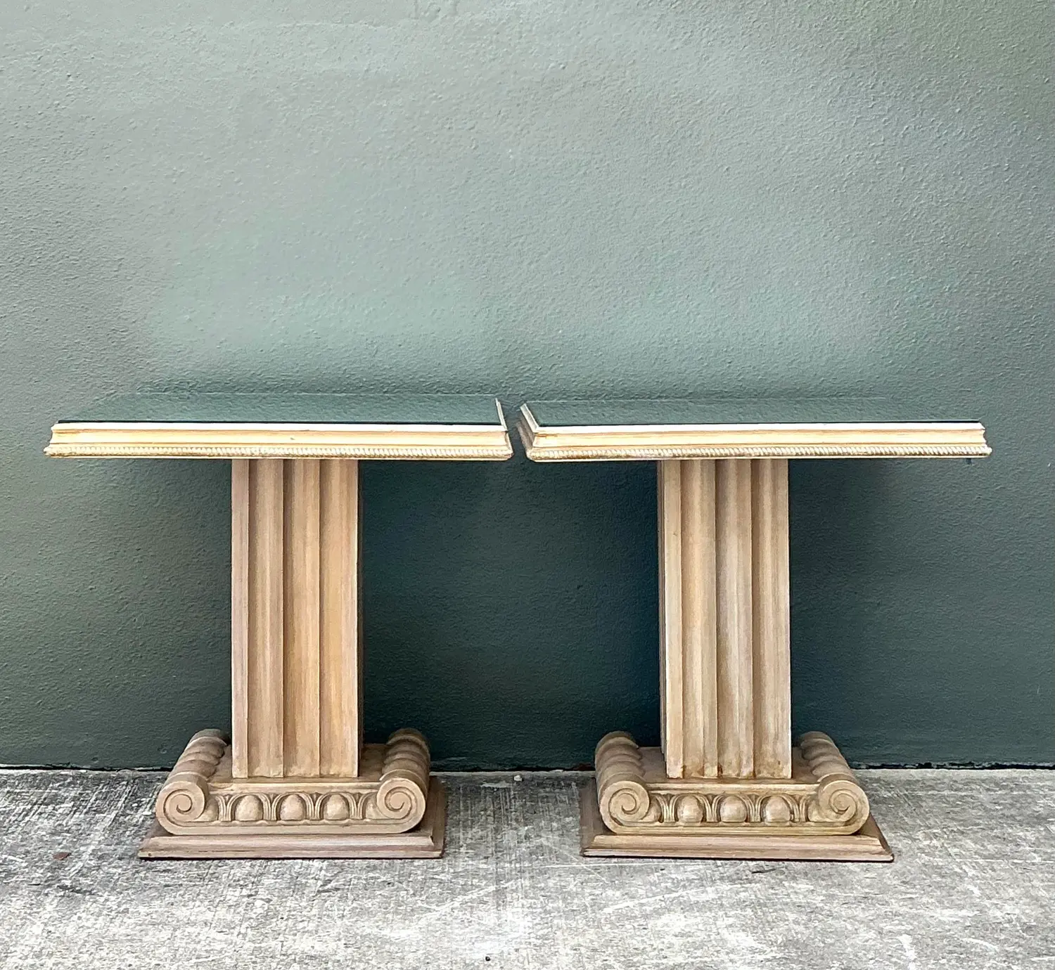 Vintage John Stuart Carved Column Side Tables After T. H. Robsjohn Gibbings - A Pair - Side view