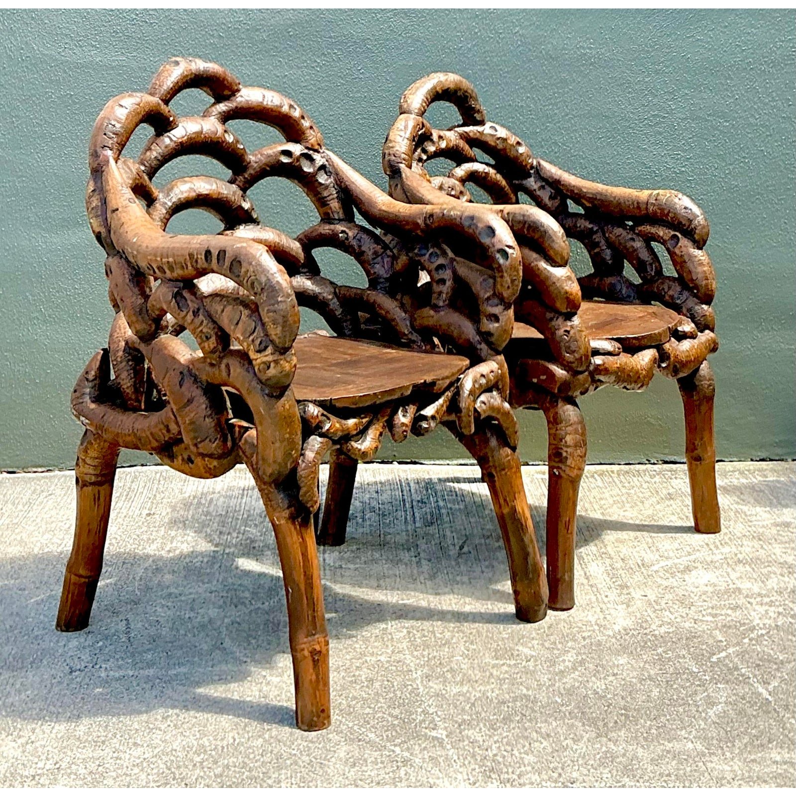 Vintage Knotted Root Arm Chairs - A Pair - Detail view