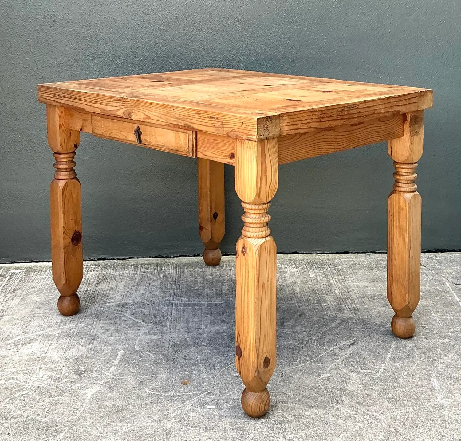 Vintage Knotty Pine Turned Wood Table - Side view