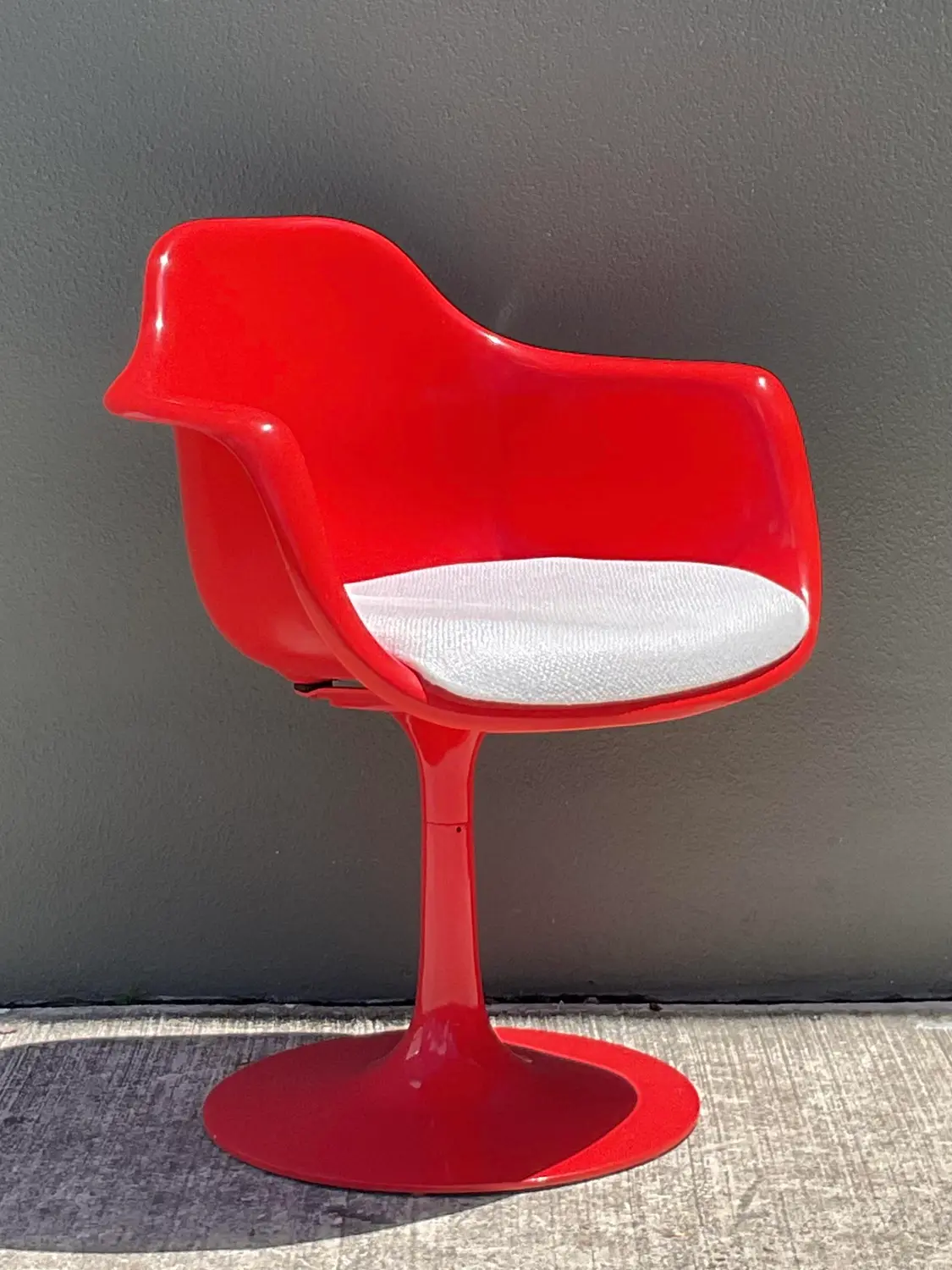 Vintage Krueger Tulip Chair - Detail view