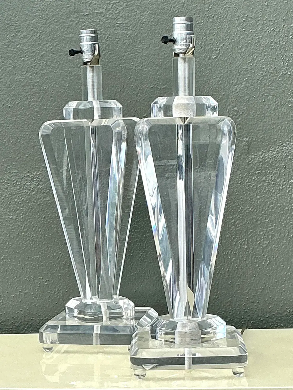 Vintage Lucite Paddle Lamps - A Pair - Side view