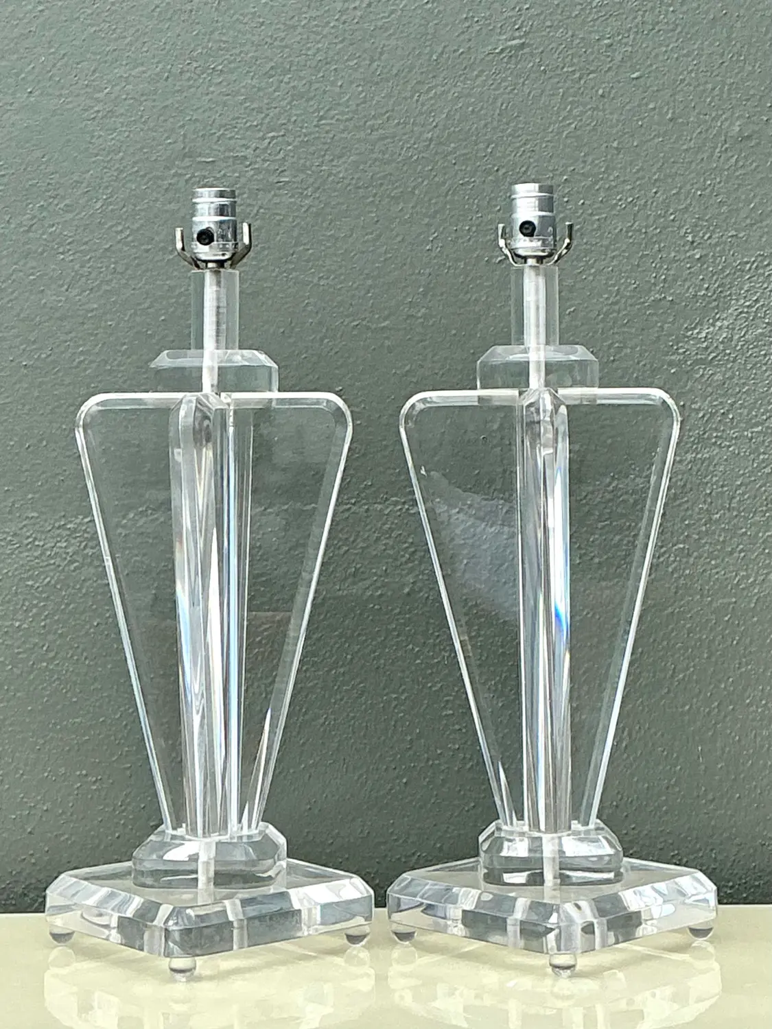Vintage Lucite Paddle Lamps - A Pair - Top view