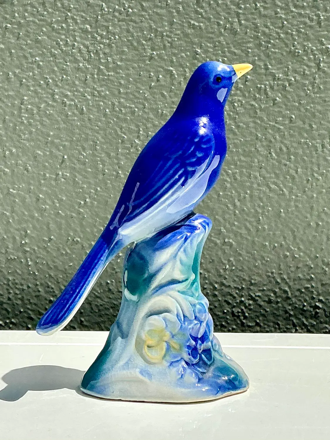 Vintage MCM Glazed Ceramic Bird - Top view