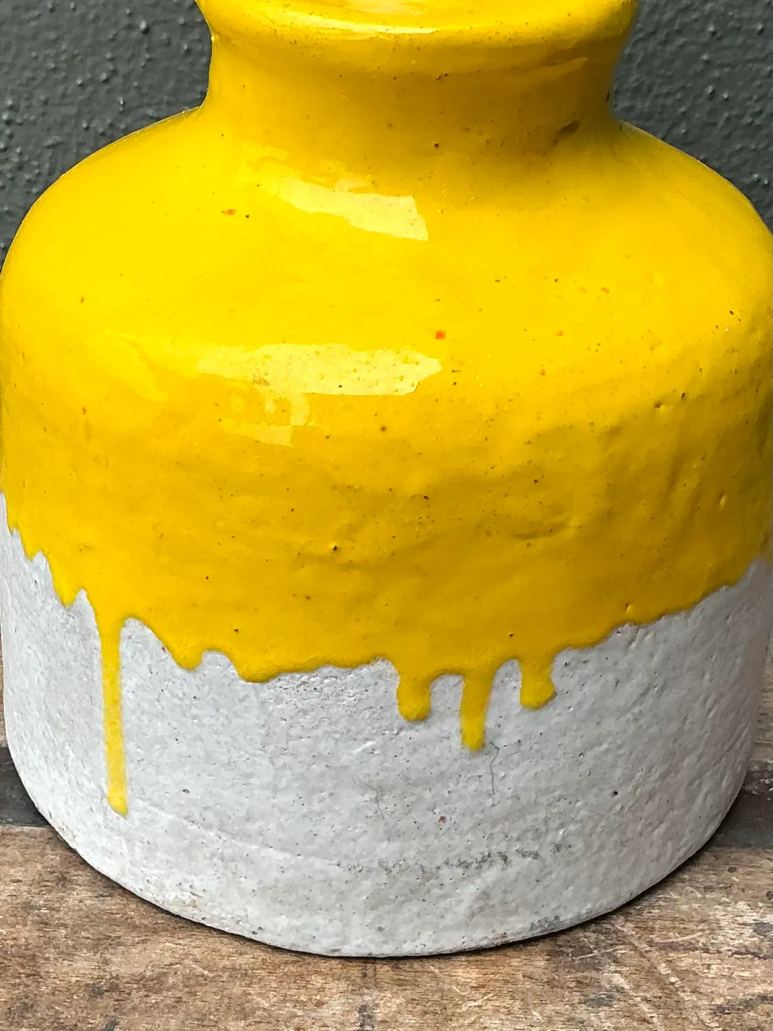 Vintage MCM Glazed Ceramic Lamp - Back view