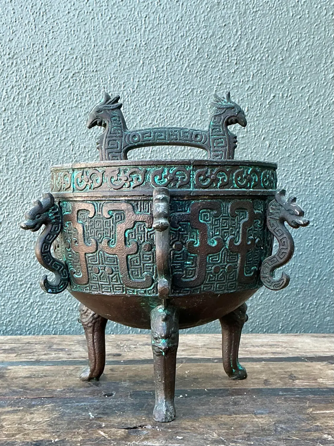 Vintage MCM Ice Bucket After James Mont - Detail view