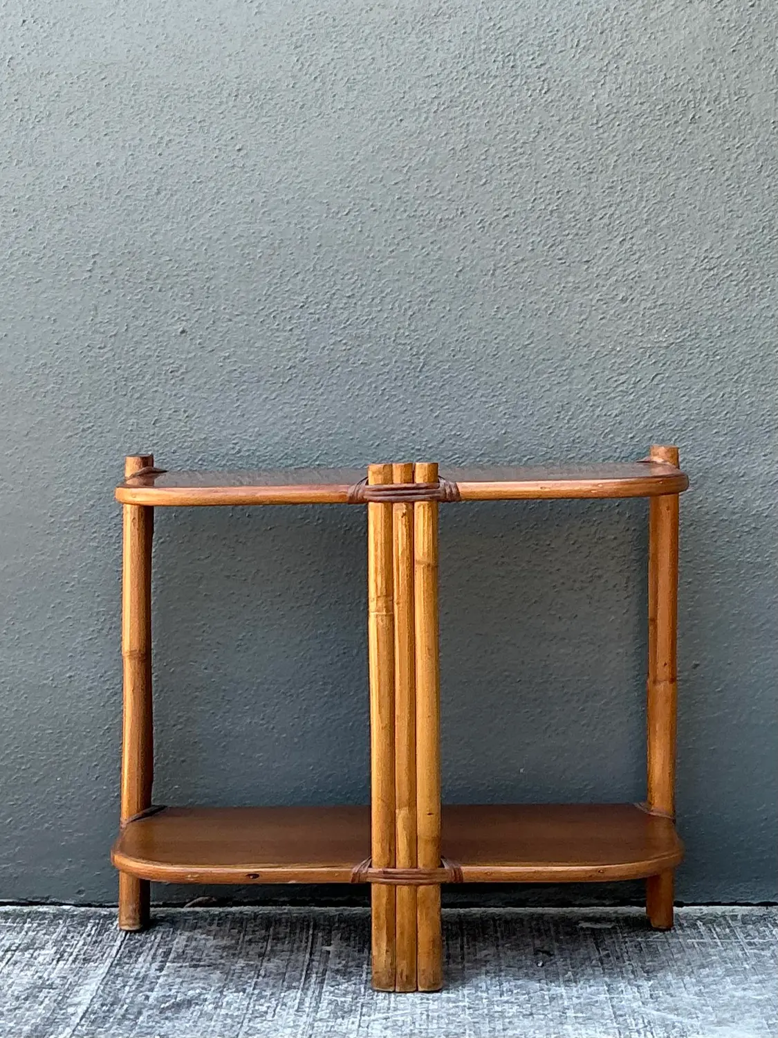 Vintage MCM Rattan Side Table - Detail view