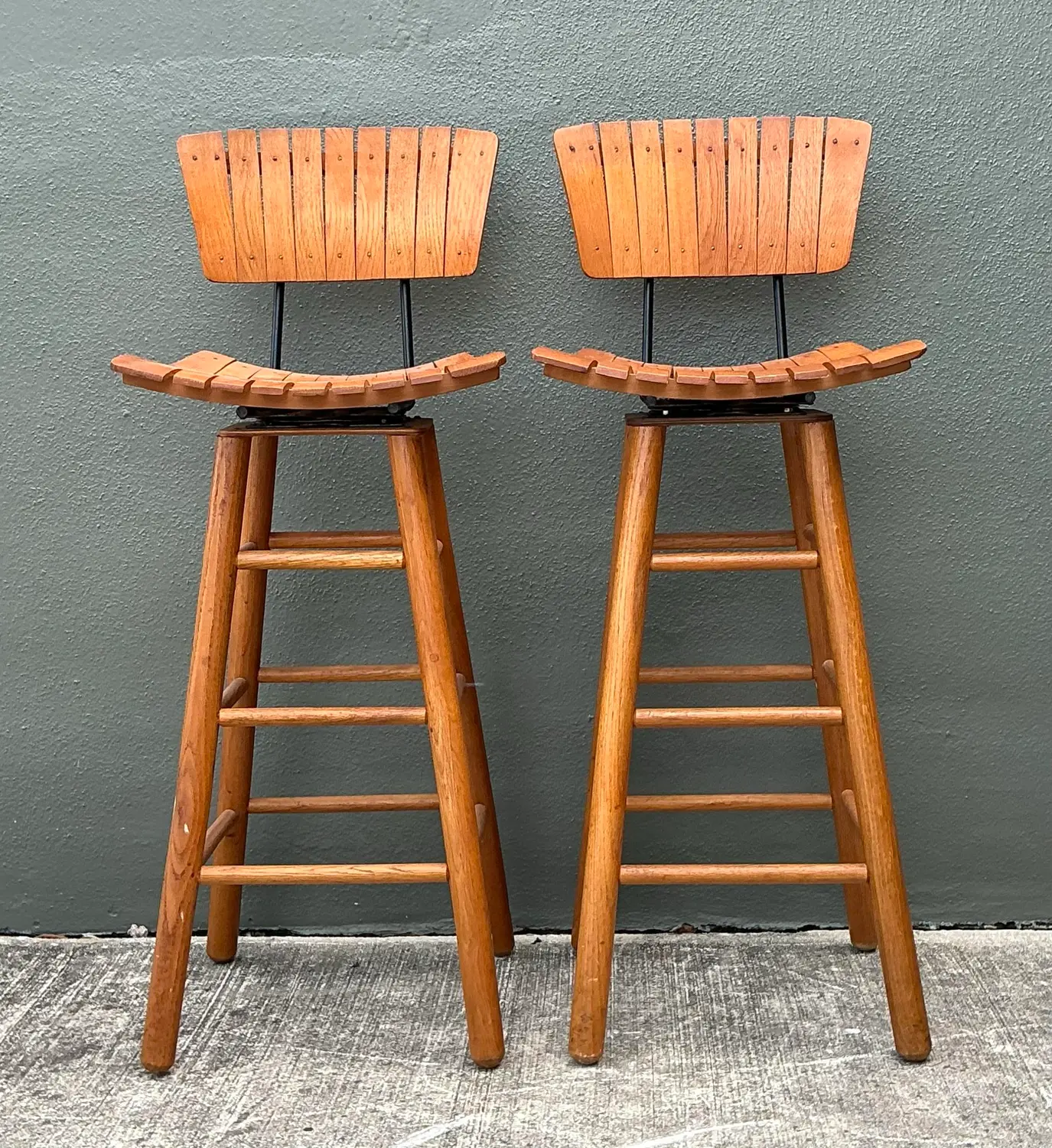 Vintage MCM Slat Swivel Bar Stools After Arthur Umanoff - Detail view