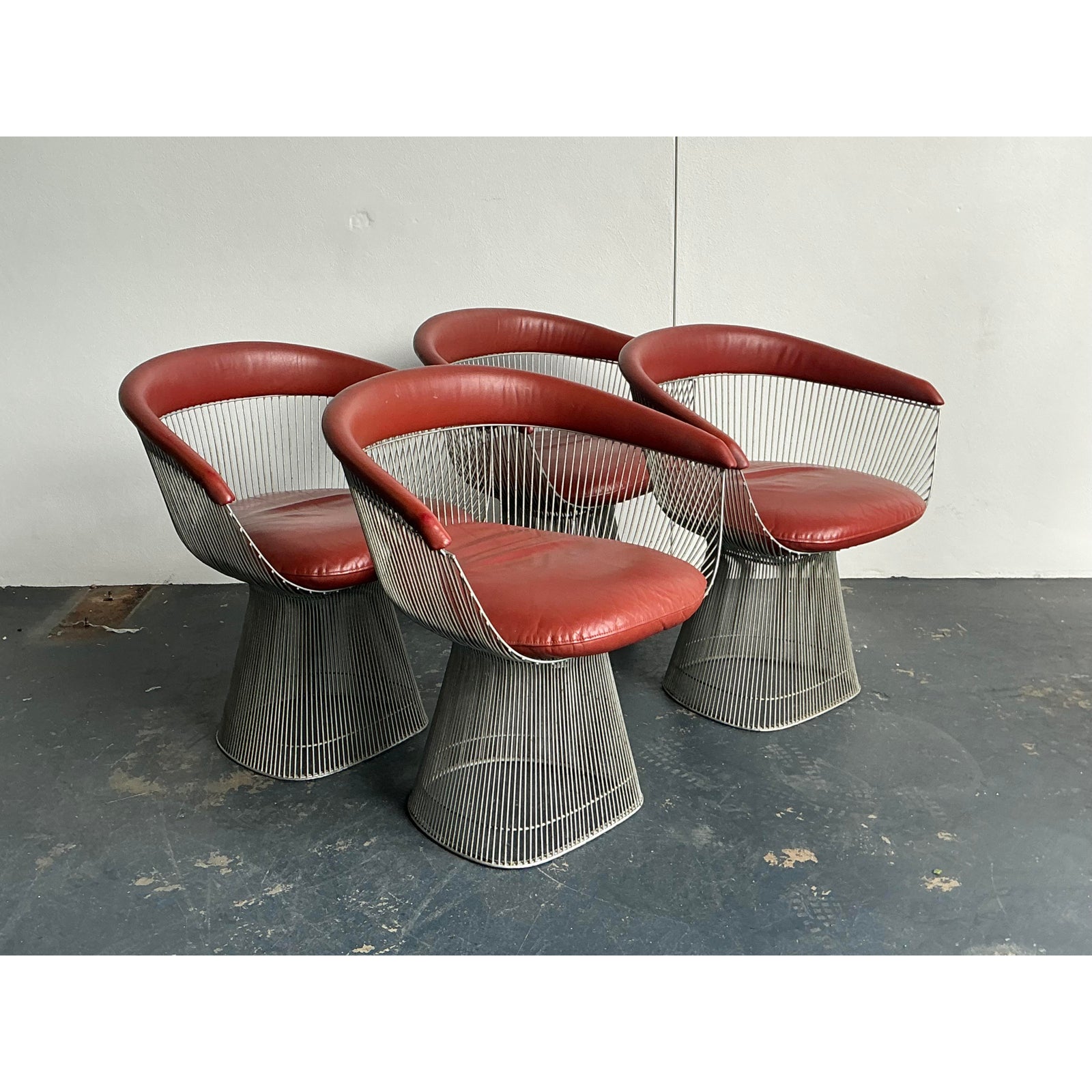 Vintage MCM Warren Platner for Knoll Chrome Dining Chairs - Set of 4 - Detail view