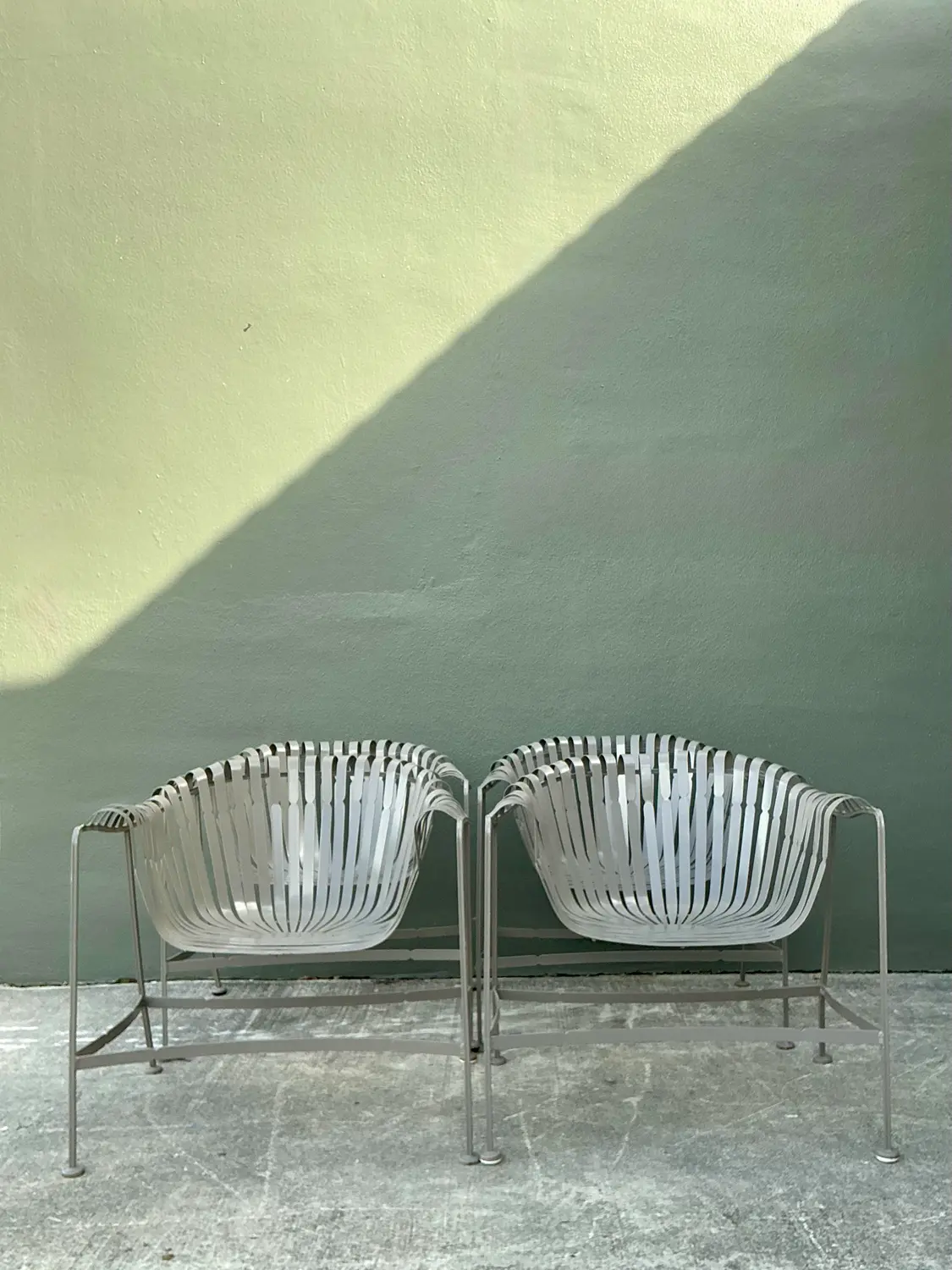 Vintage MCM Woodard Sunburst Strap Chairs - Set of 4 - Side view