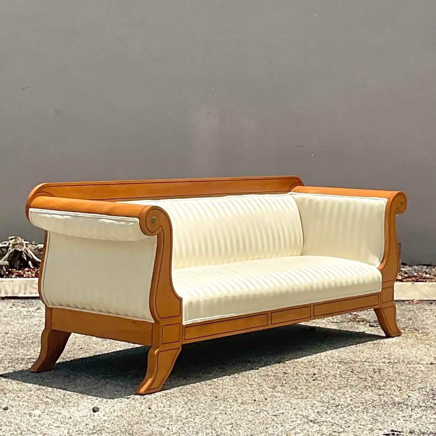 Vintage Meyer, Gunther and Martini Biedermeier Style Sofa - Detail view