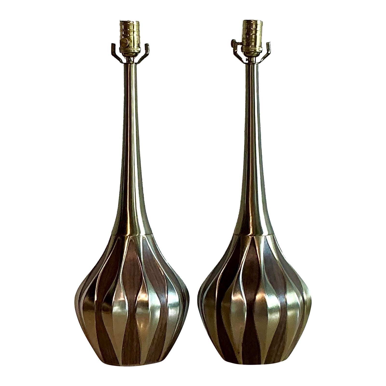 Vintage Mid-Century Modern Heyco Genie Bottle Lamps - a Pair - Detail view