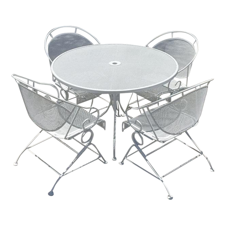 Vintage Mid-Century Modern Wrought Iron Outdoor Dining Set of 5 - Detail view