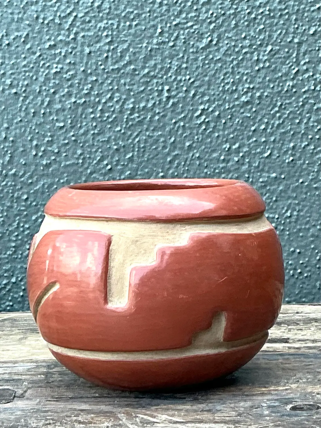 Vintage Native American Red Clay Original Pottery - Back view