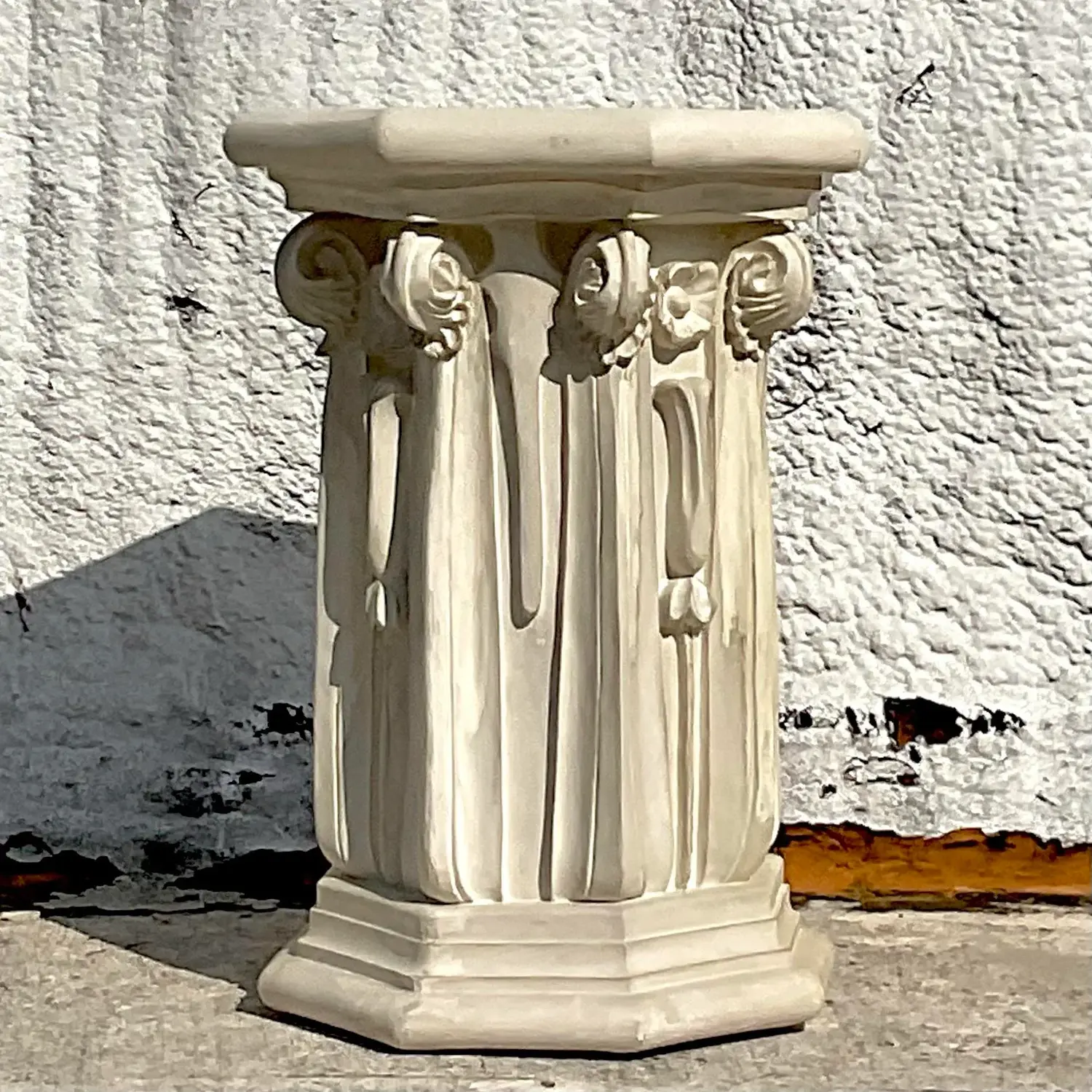 Vintage Neoclassical Ornate Plaster Pedestal - Top view
