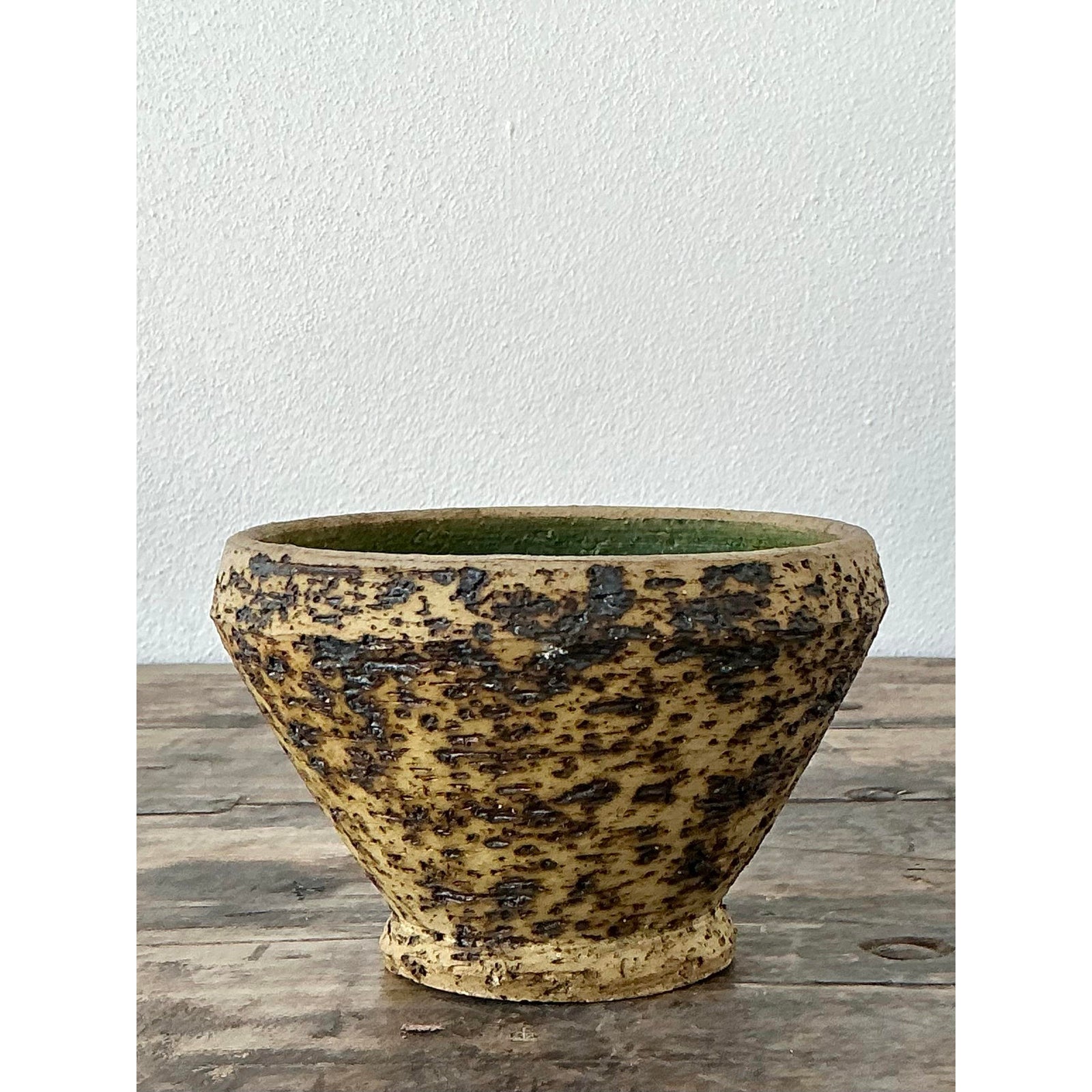 Vintage Original Studio Pottery Bowl - Detail view