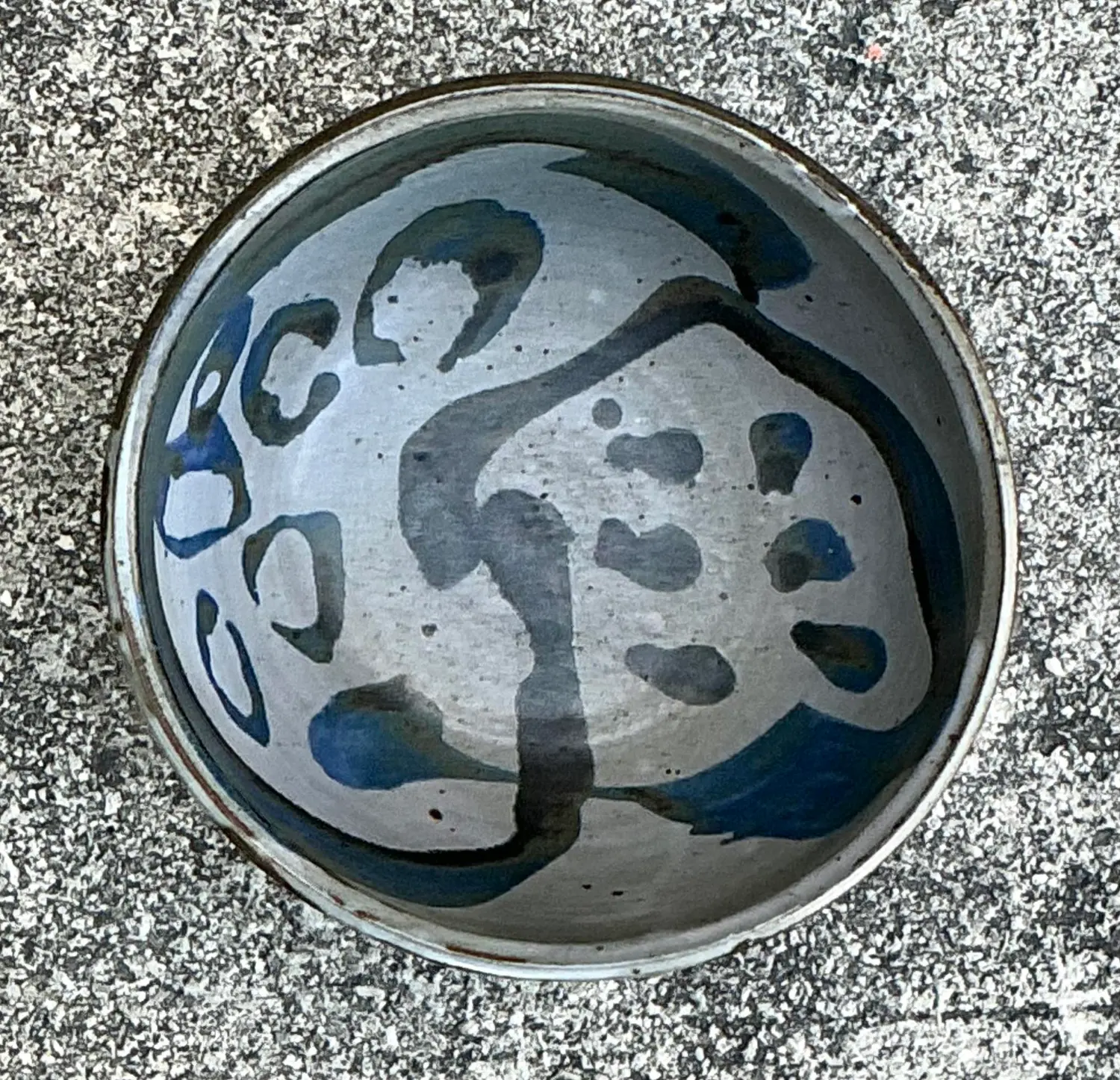 Vintage Original Studio Pottery Bowl - Detail view