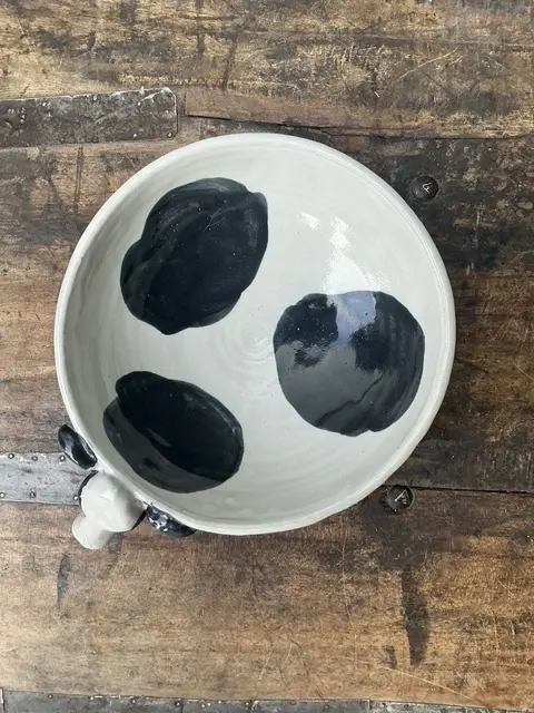 Vintage Original Studio Pottery Cow Bowl - Detail view