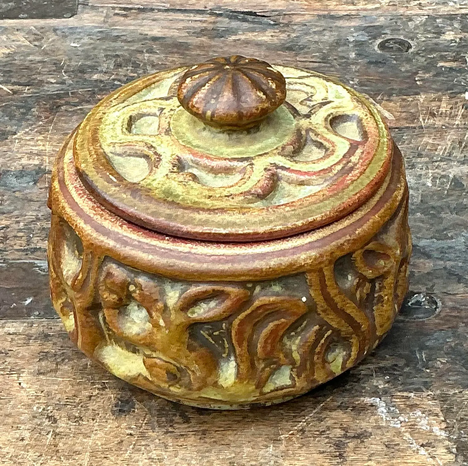 Vintage Original Studio Pottery Lidded Bowl - Detail view