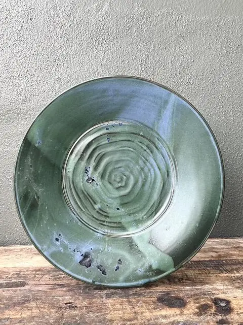 Vintage Original Studio Pottery Platter - Detail view