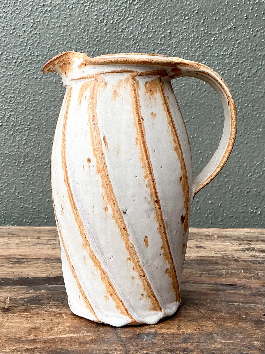 Vintage Original Studio Pottery Swirl Vase - Detail view