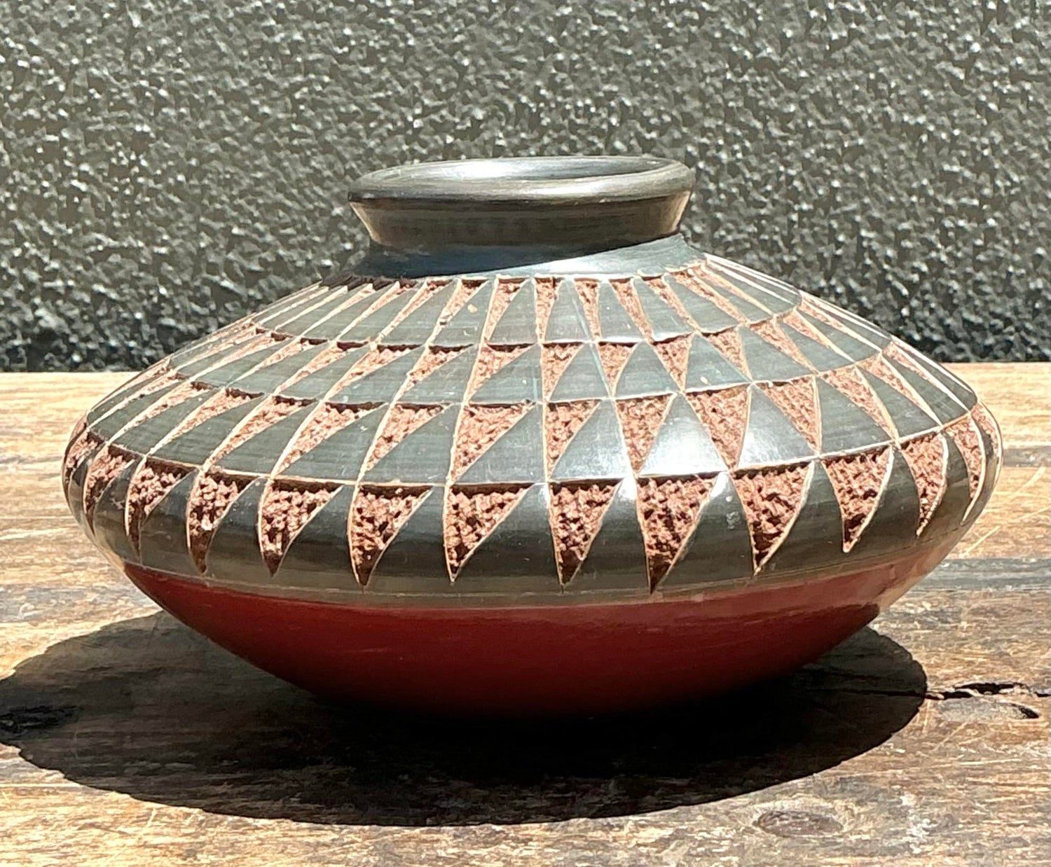 Vintage Original Studio Pottery Vase - Detail view