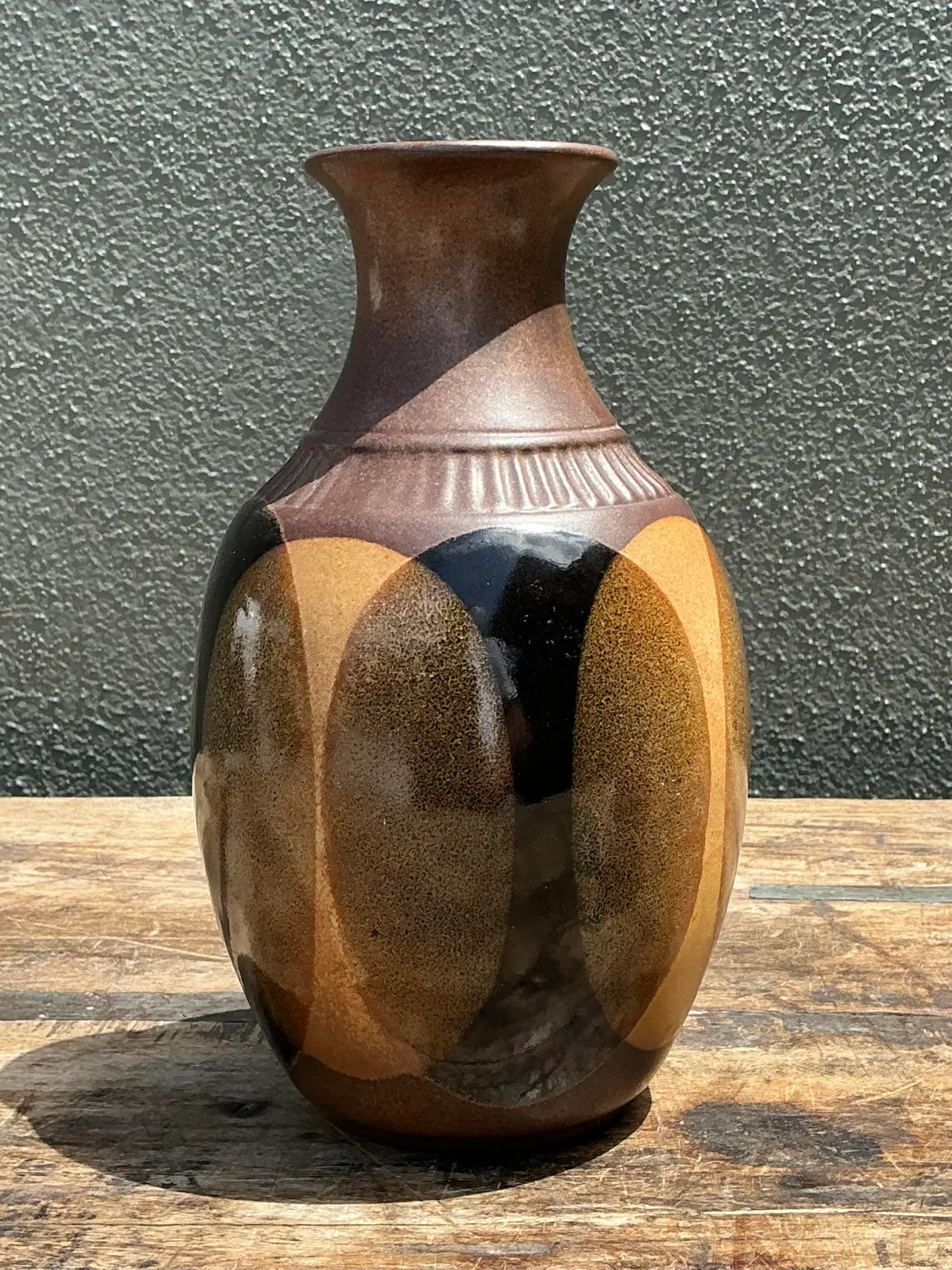 Vintage Original Studio Pottery Vase - Detail view