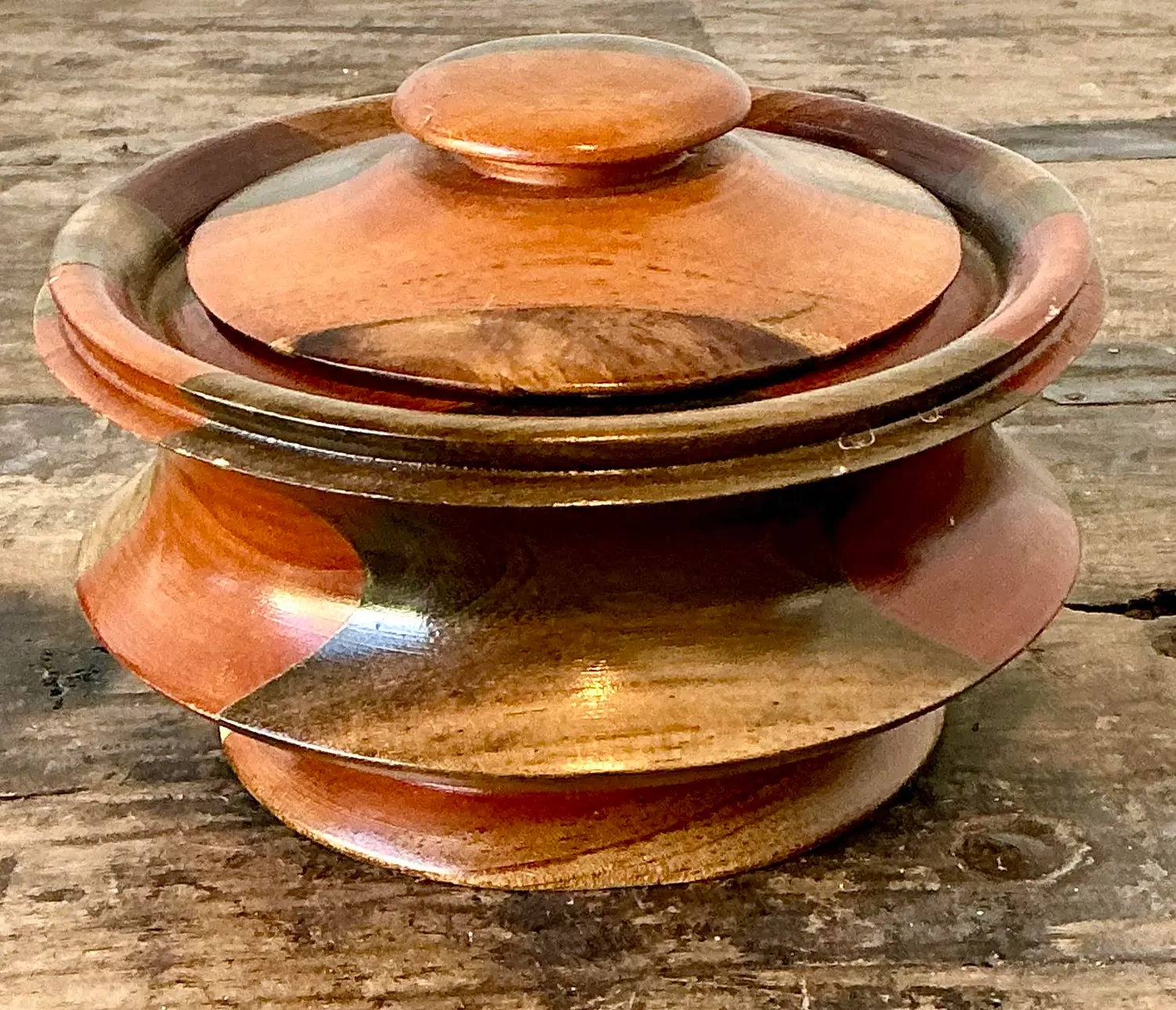 Vintage Original Turned Wood Lidded Bowl - Detail view