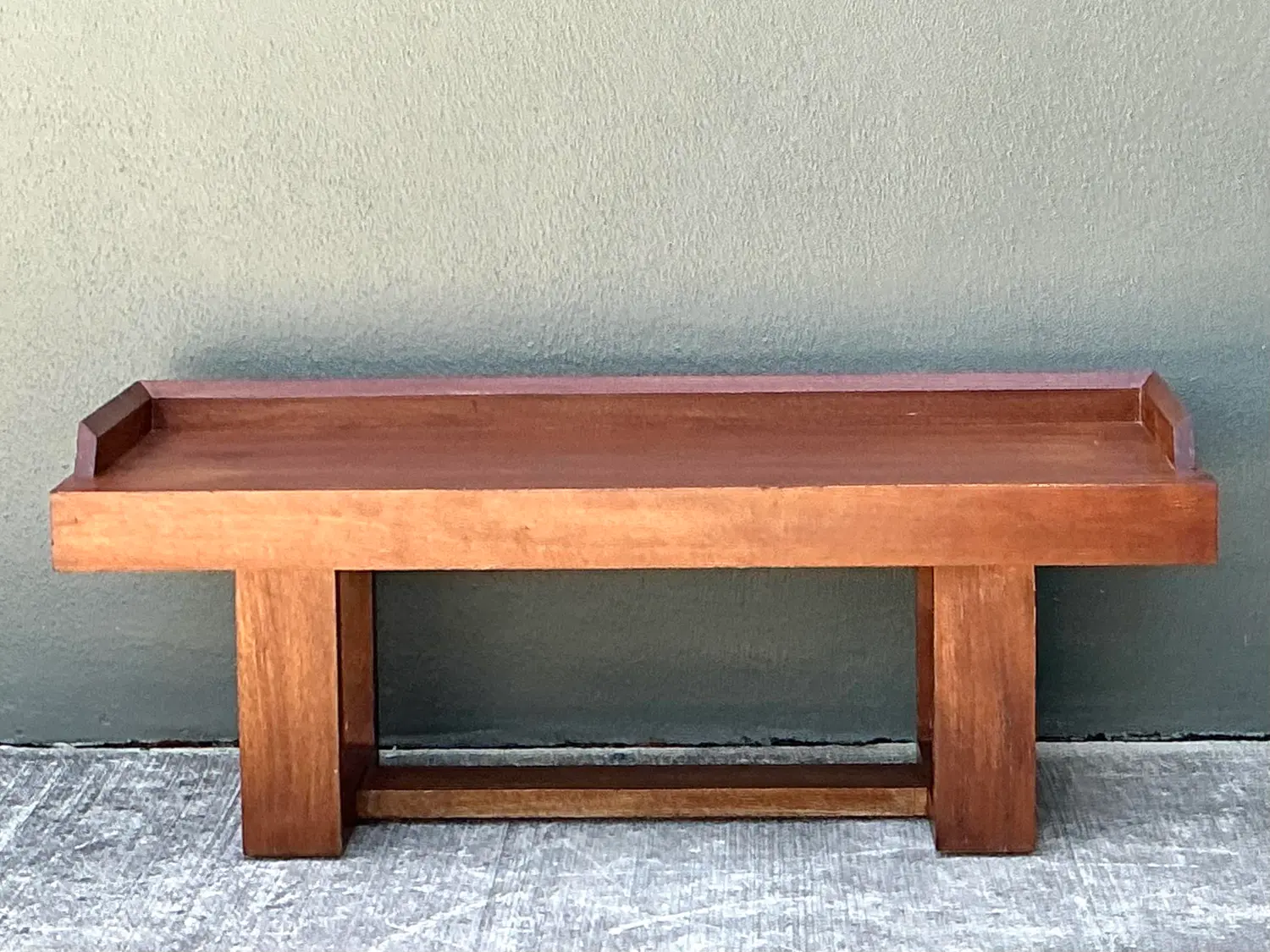 Vintage Plank Wood Coffee Table - Detail view