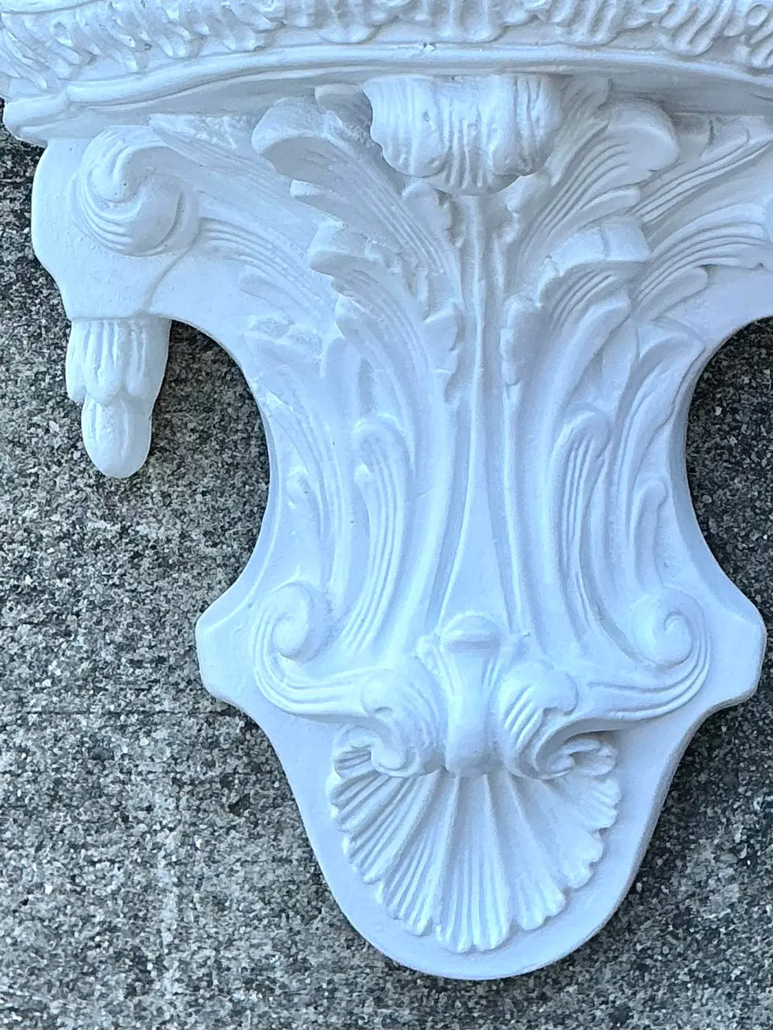 Vintage Plaster Clamshell Bracket - Back view